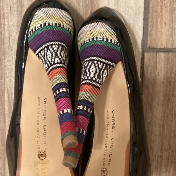 Gently used. Chinese Laundry Pumps - Picture 7 of 8